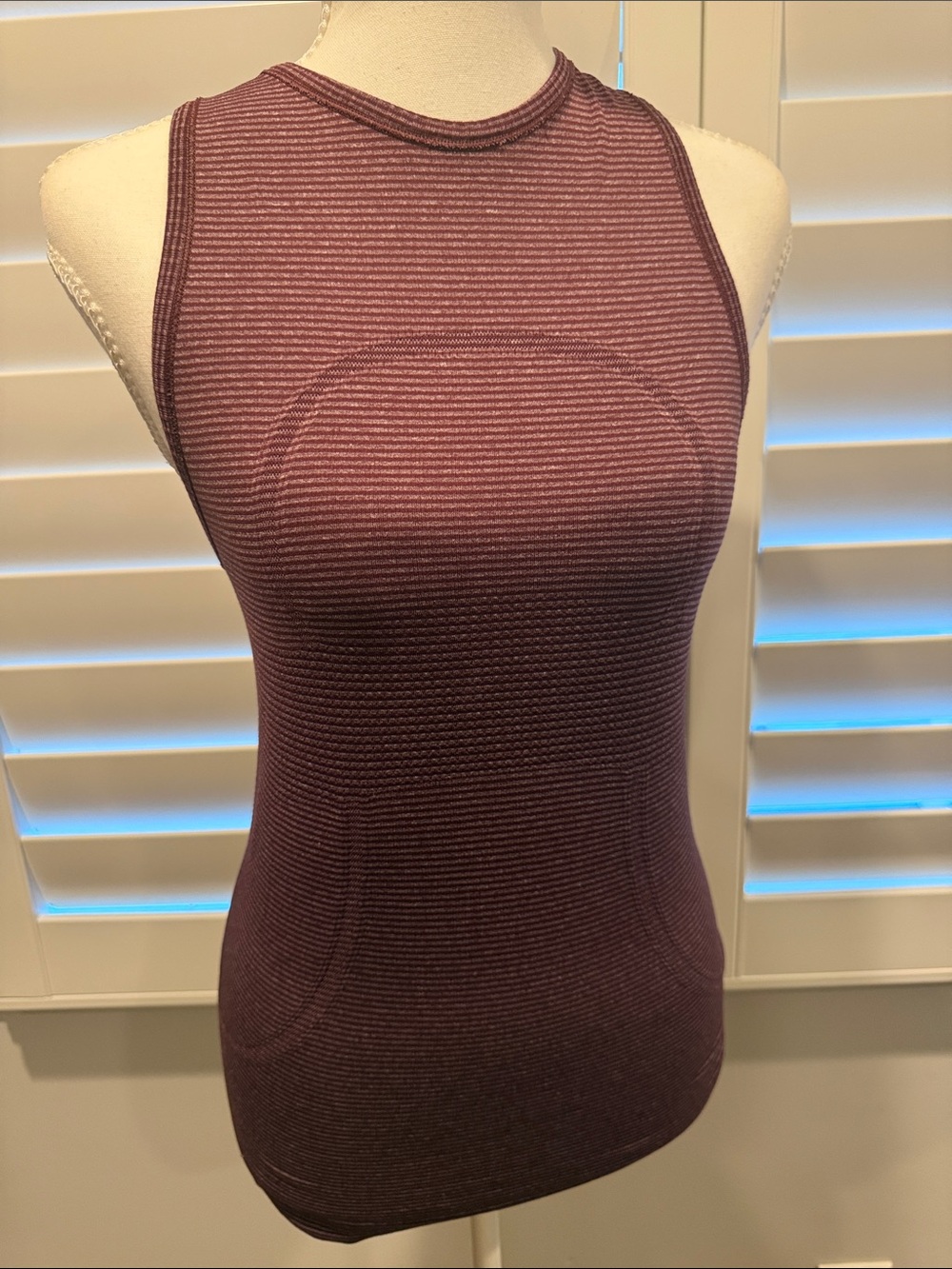 Swiftly tech tank - "heathered bordeaux"